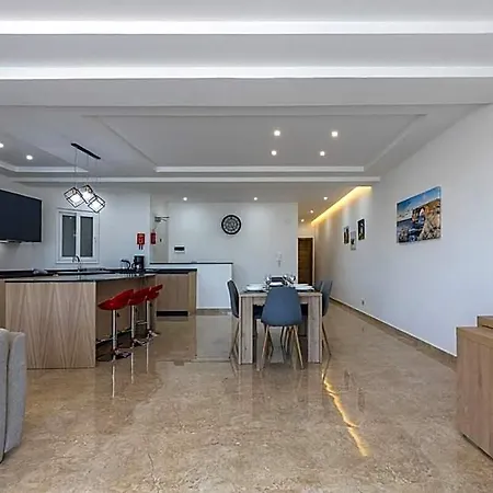 - With Stunning Views Shared Pool Szálloda Gozo